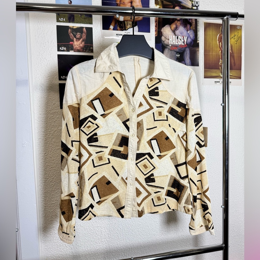 Vintage Geometric Print Button-Up Shirt